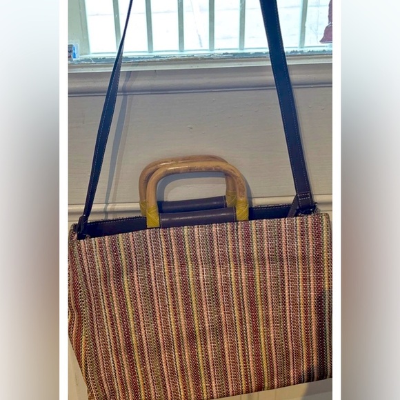 Fossil Handcrafted Bag 14”L 11”H Wood Handles & Shoulder Strap Weave Multicolor - Picture 1 of 13